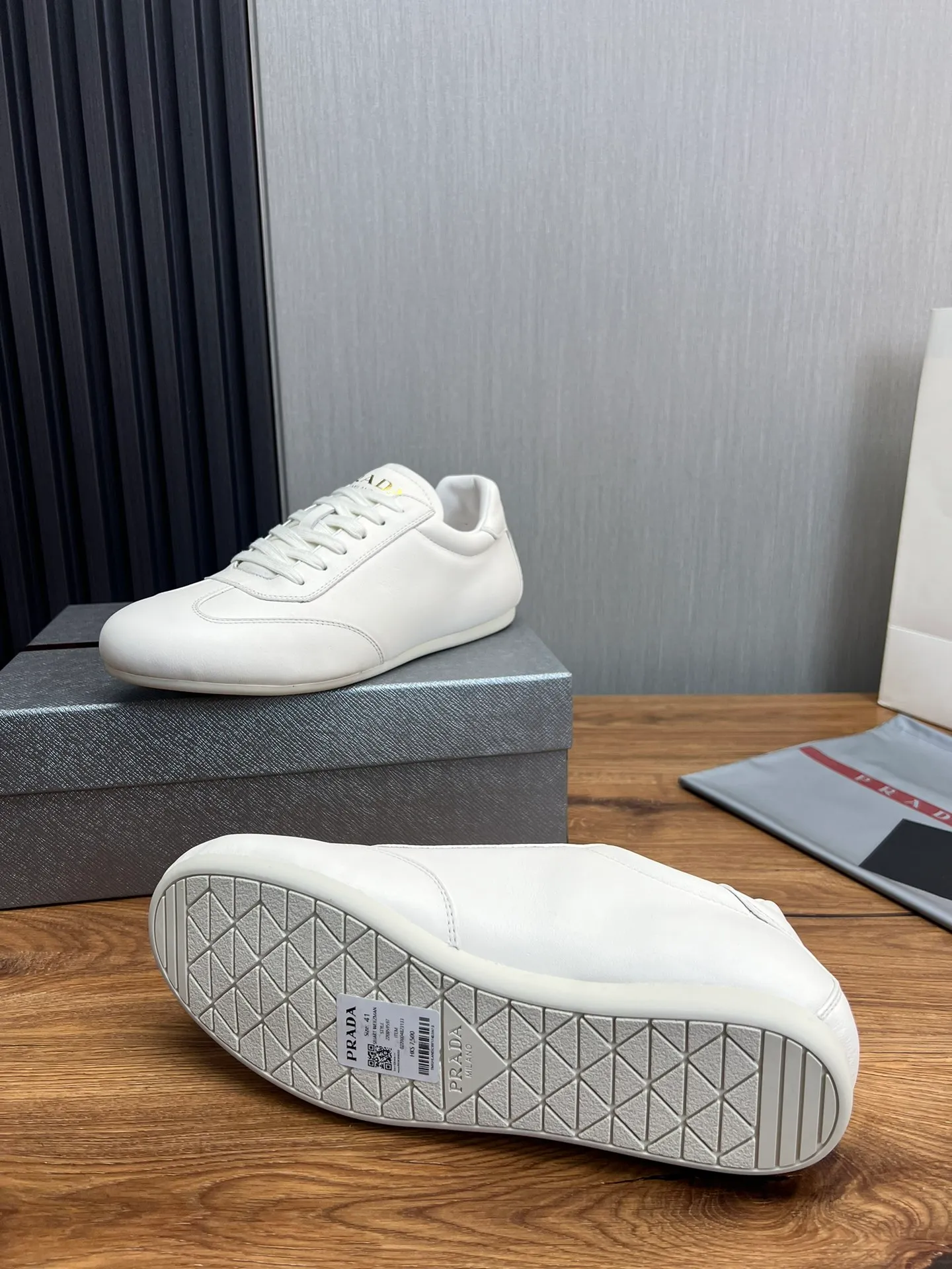 Men's shoes 💰520💰 [PRADA] Men's shoes are popular in the counter, official website is synchronized, 1 high-quality shipment ✔️Original cowhide spliced ​​with high-end waterproof cloth + cowhide lining, 1🆚1 replica, original sole, 38-45 (45 customized, non-refundable)